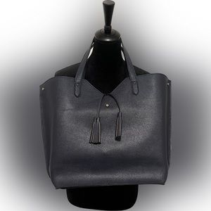 Neiman Marcus Shopper Tote in Navy